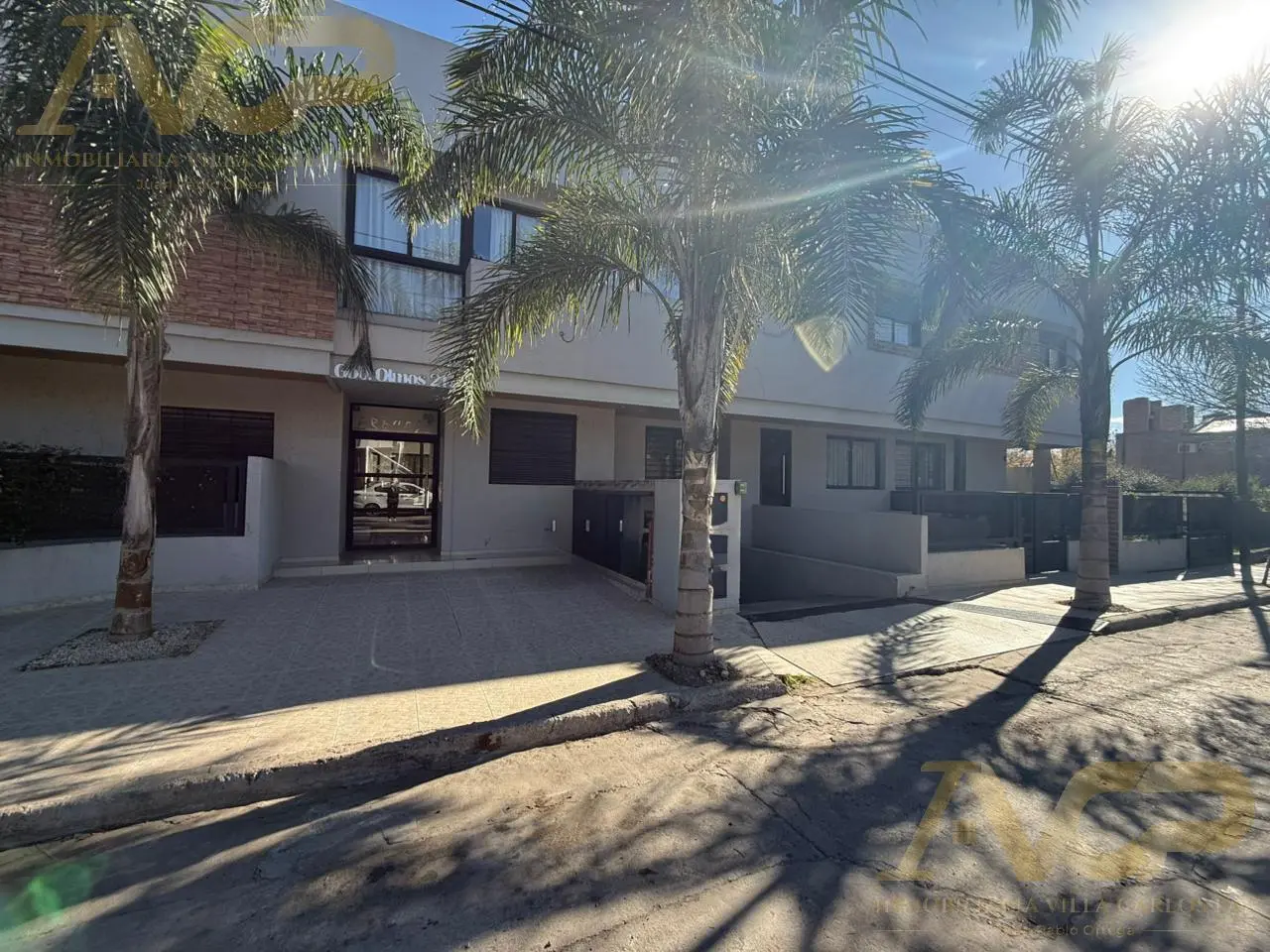 Entorno residencial del complejo en barrio Santa Rita